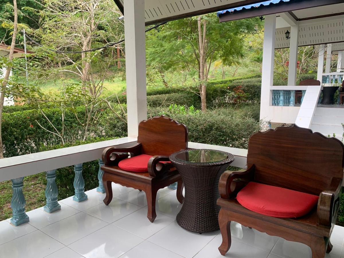 Koh Jum Serenity Resort Екстериор снимка
