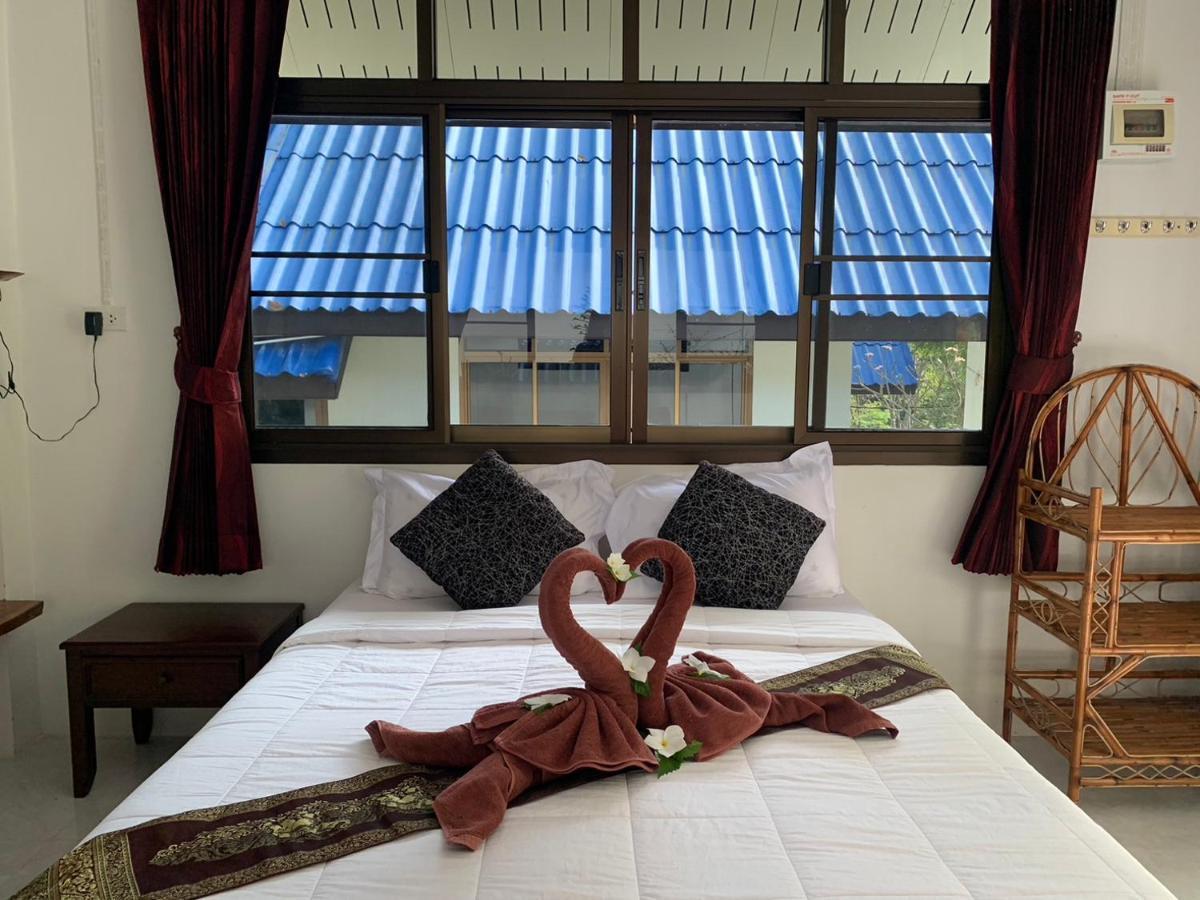 Koh Jum Serenity Resort Екстериор снимка
