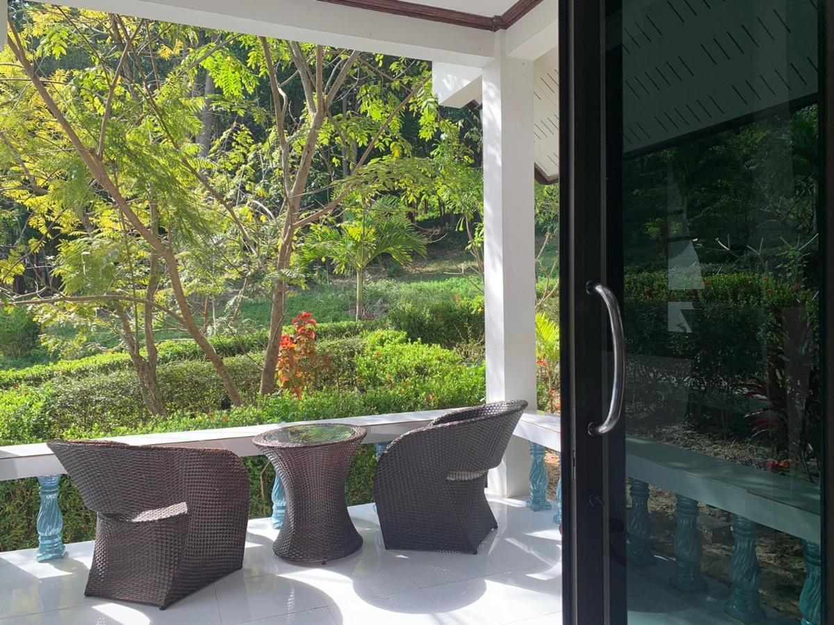 Koh Jum Serenity Resort Екстериор снимка