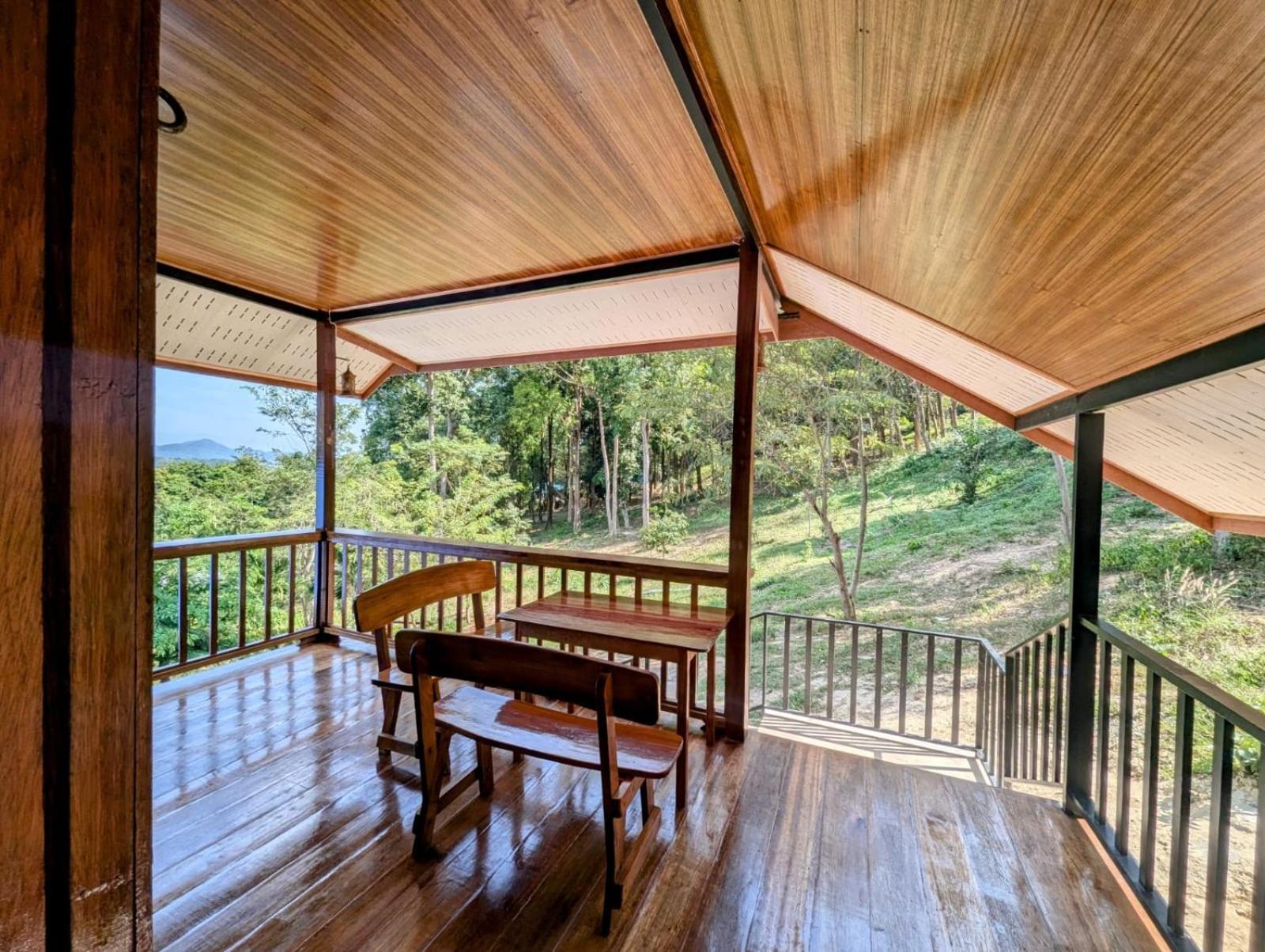 Koh Jum Serenity Resort Екстериор снимка